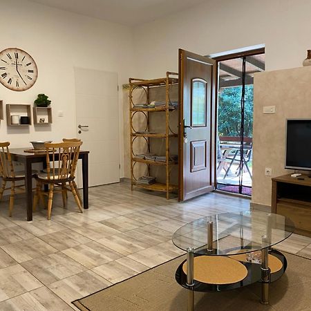 Apartman "Almond House 2" Пула Екстериор снимка